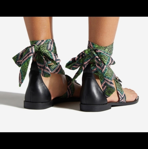 Shoe Dazzle Lace Up Sandals Size 11 - Picture 7 of 8